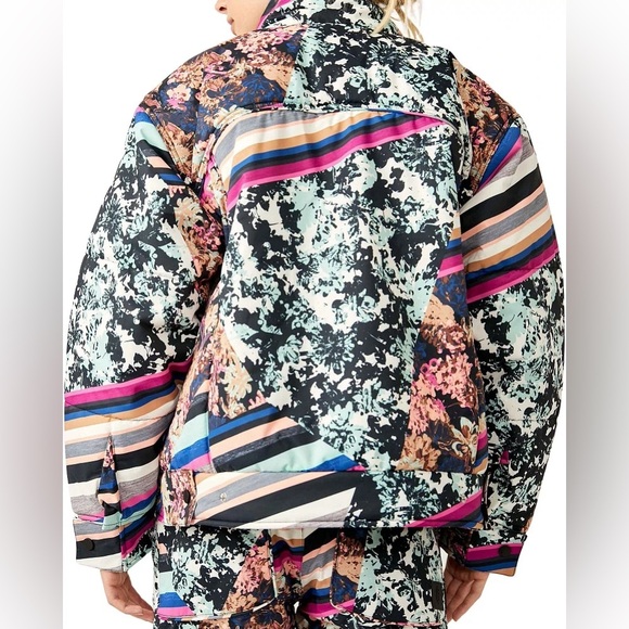 NWT FP Movement Women's Bunny Slope Printed Puffer Jacket Sz. Large Coat - Picture 3 of 11
